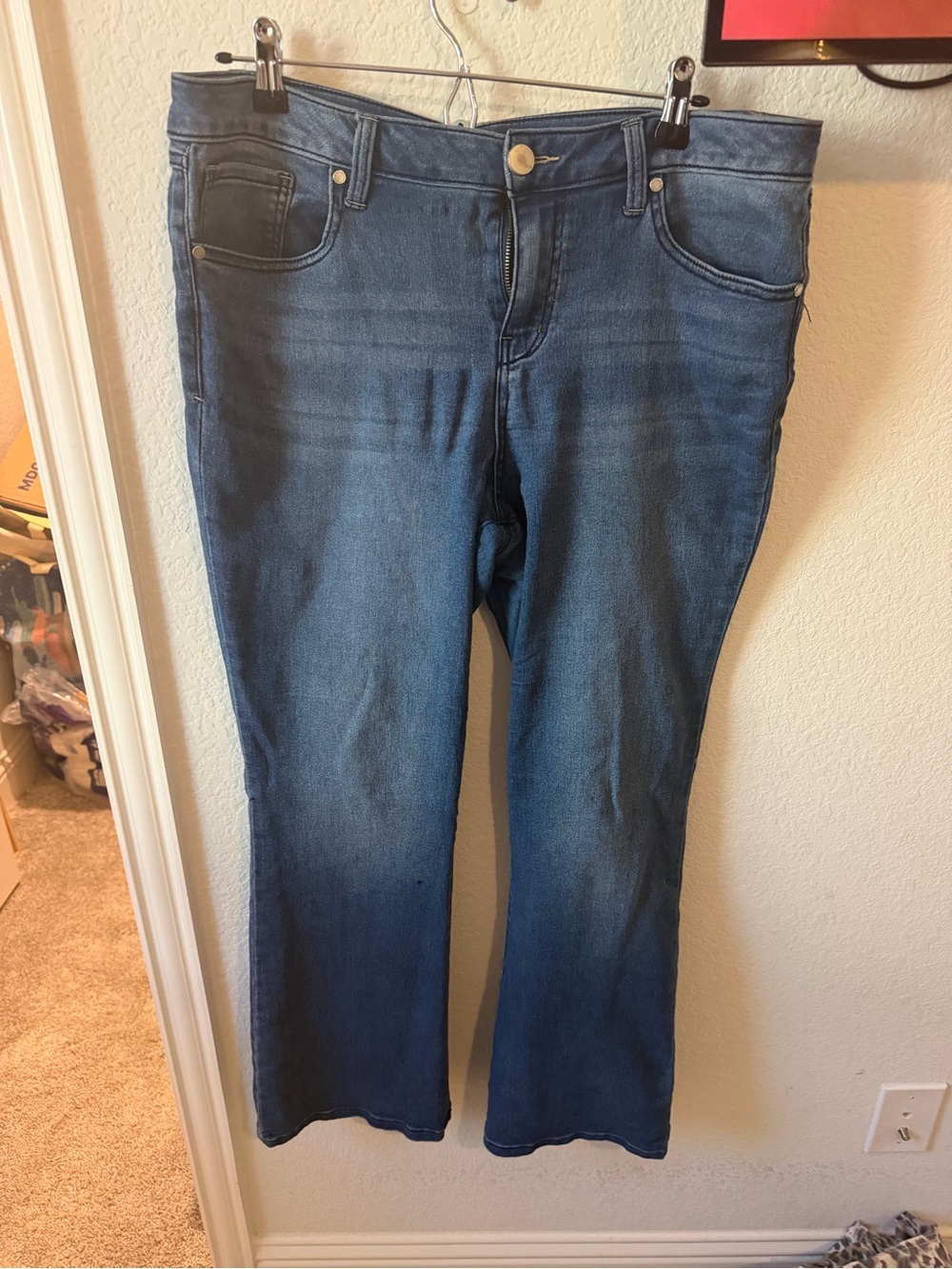 1822 Denim Women's Wide Leg Jeans in Dark Blue Wash